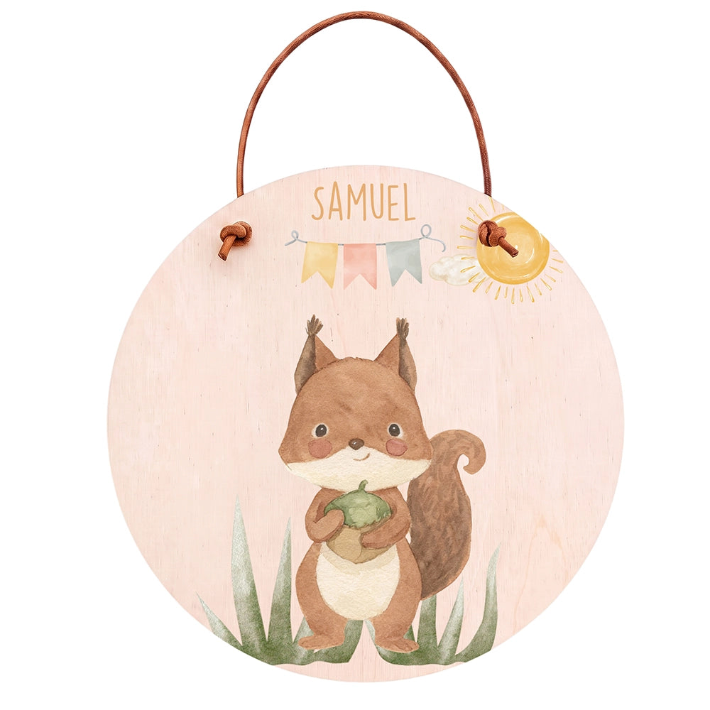 Plaque de porte personnalisée, motif Écureuil et fanions — Vue principale | Kidsmood