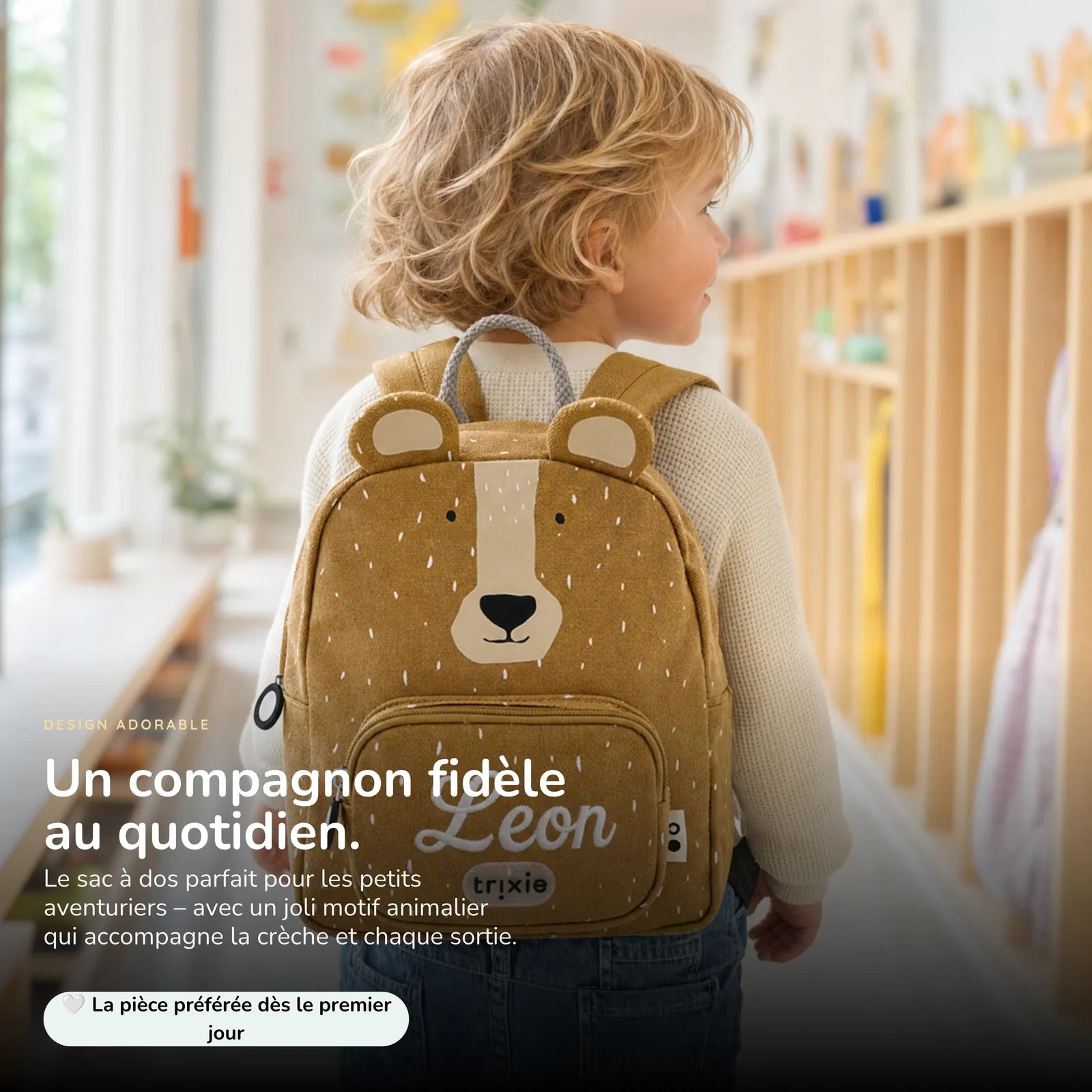 Sac à dos Ours porté, prénom brodé au fil blanc — Kidsmood