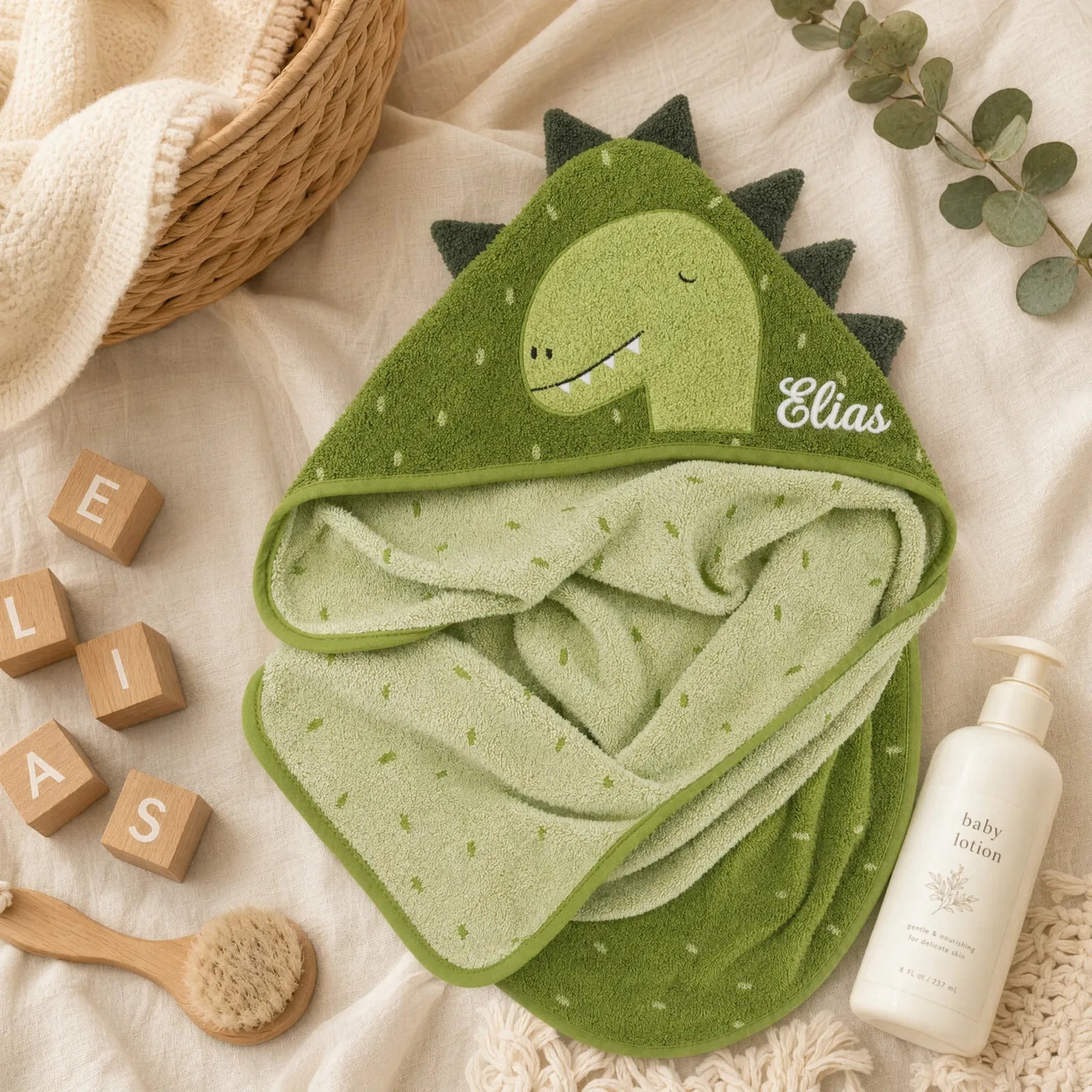 Cape de bain naissance Dino 75 x 75 cm personnalisée — Kidsmood