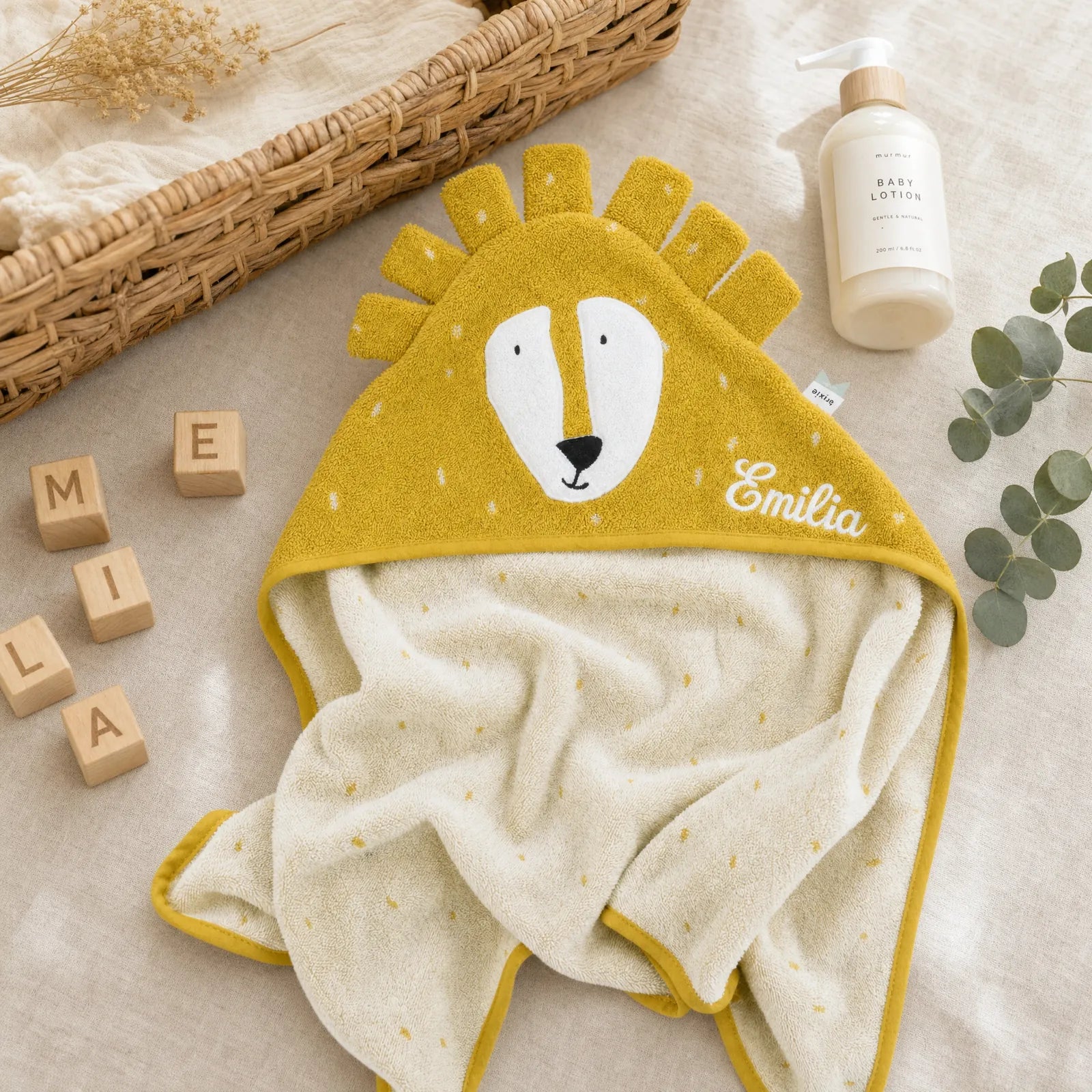 Cape de bain naissance Lion 75 x 75 cm personnalisée — Kidsmood