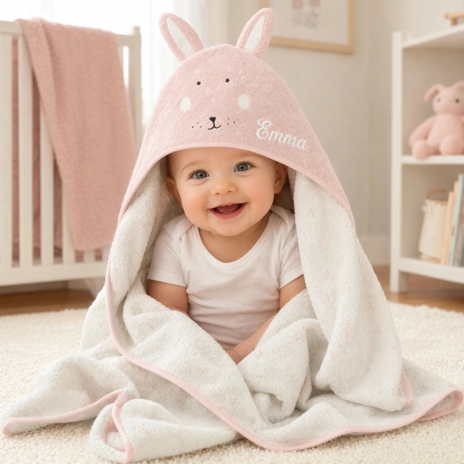 Cape de bain bébé Lapin en deux tailles (75x75 et 70x130) — Kidsmood