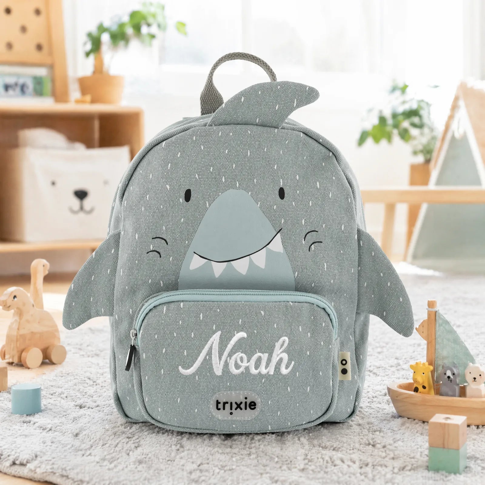 Sac à dos Requin Trixie en deux tailles (5,25 L et 7,5 L) — Kidsmood