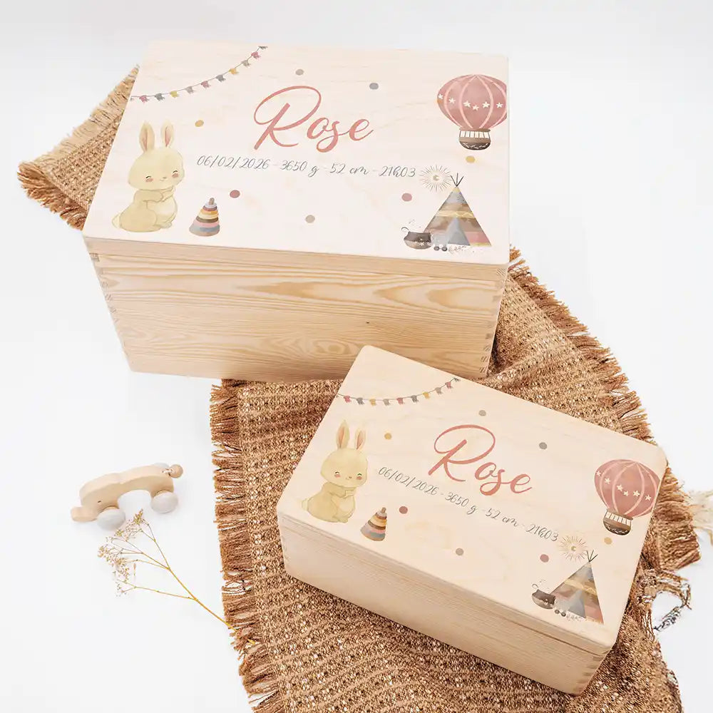 Boîte à souvenirs bébé personnalisée – Lapin et montgolfière