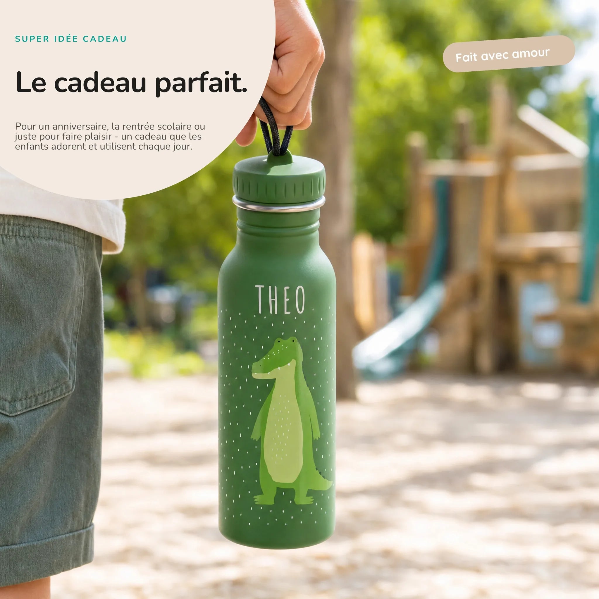 Gourde personnalisée prénom gravé au laser, motif Crocodile — Kidsmood