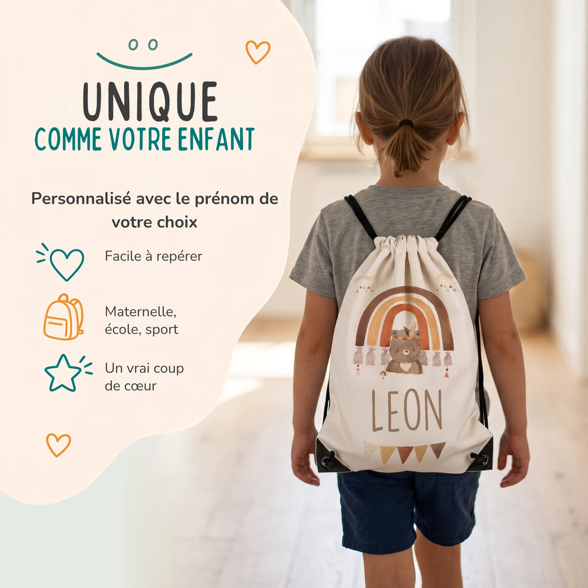 Enfant portant son sac de sport personnalisé sur le dos, motif arc-en-ciel bohème — Kidsmood