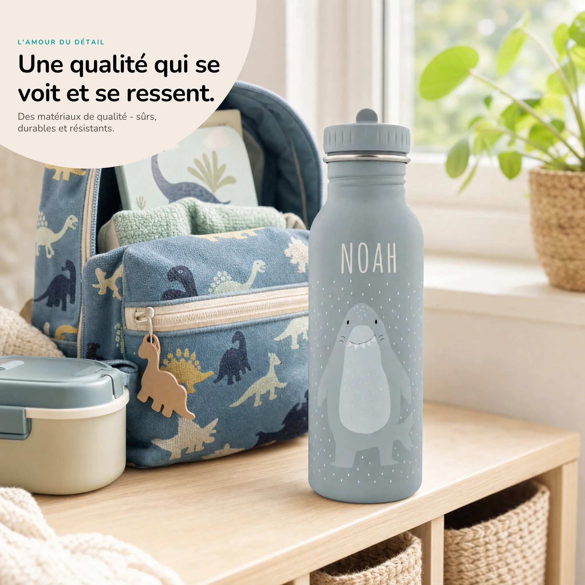 Gourde inox enfant motif Requin, acier robuste — Kidsmood