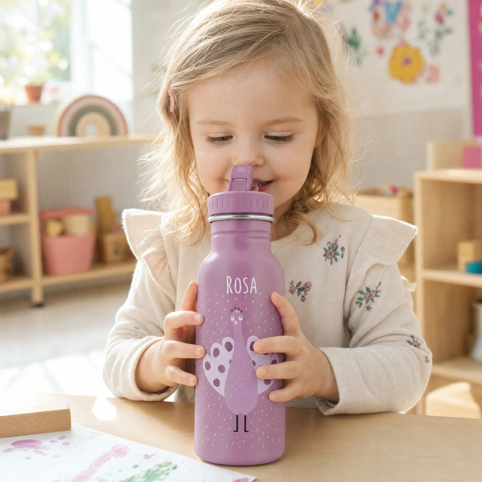 Gourde 350 ml avec cordon de transport, motif Paon — Kidsmood