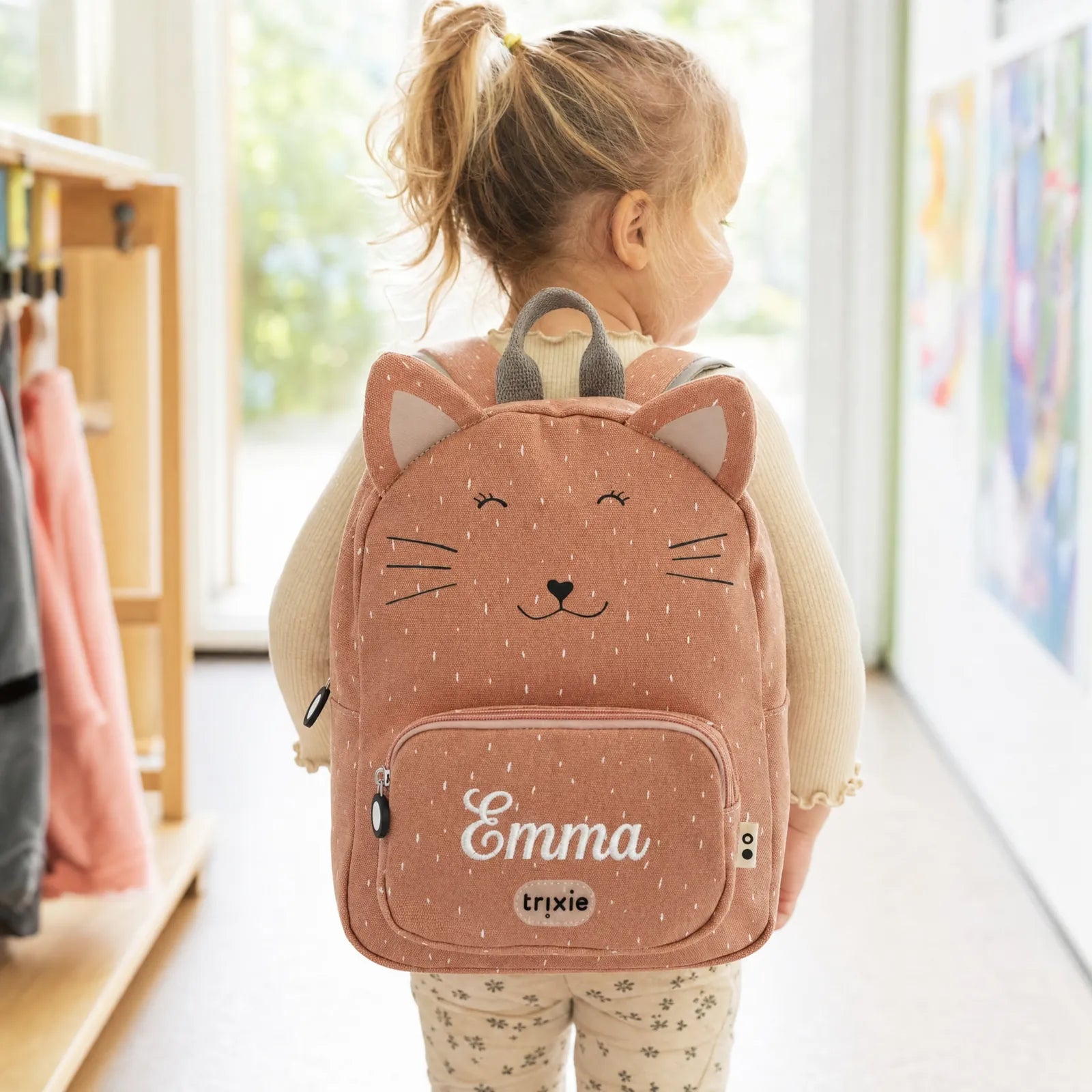 Mini sac à dos Chat dès 2 ans, porté par un enfant — Kidsmood