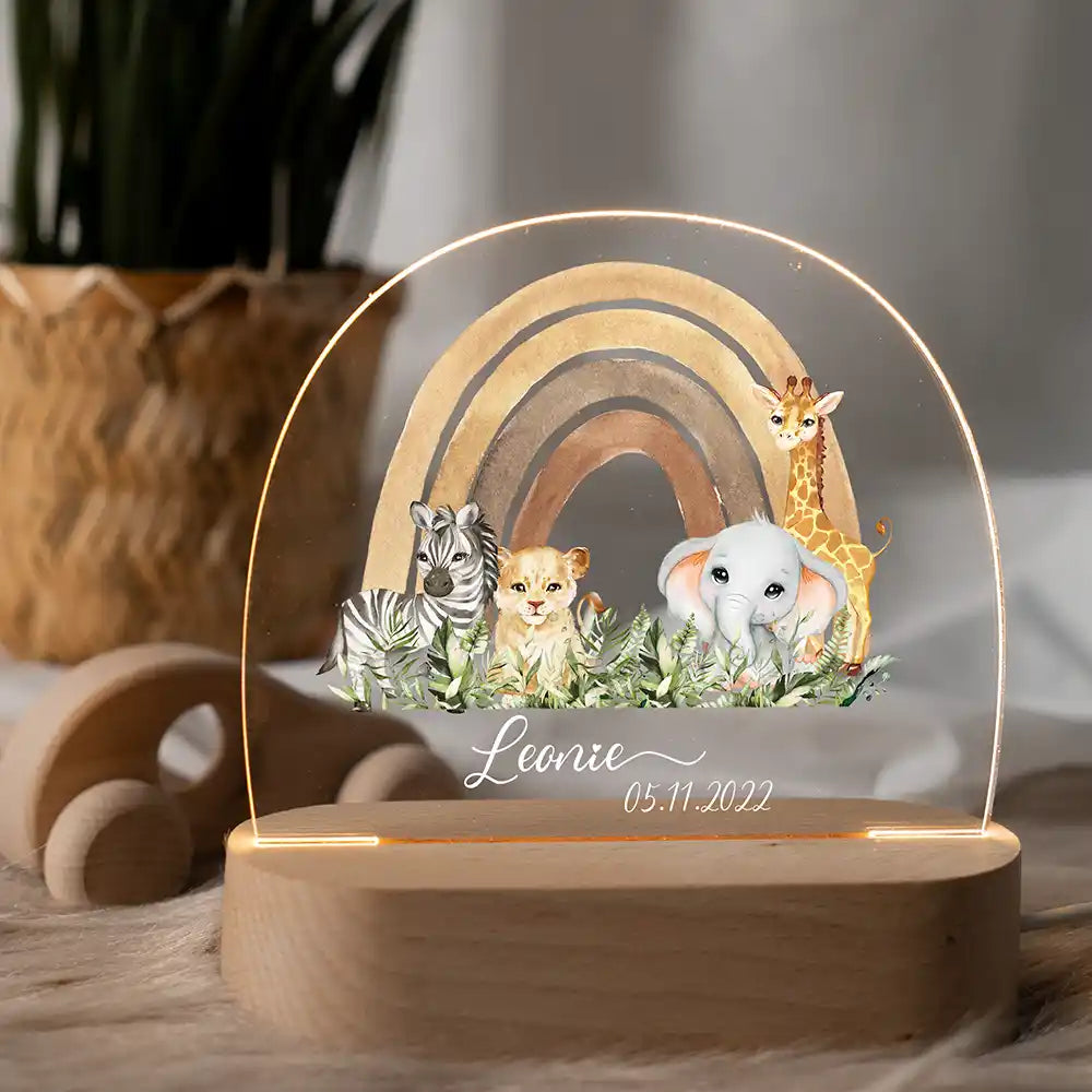 Veilleuse enfant personnalisée Animaux de la savane – ambiance dans une chambre de bébé le soir