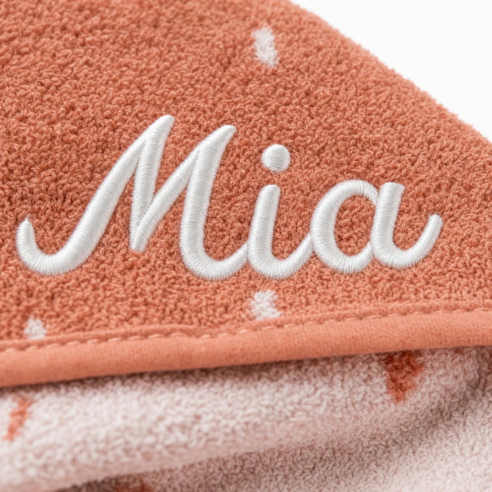 Cape de bain bébé Trixie Chat personnalisée, prénom brodé — Kidsmood