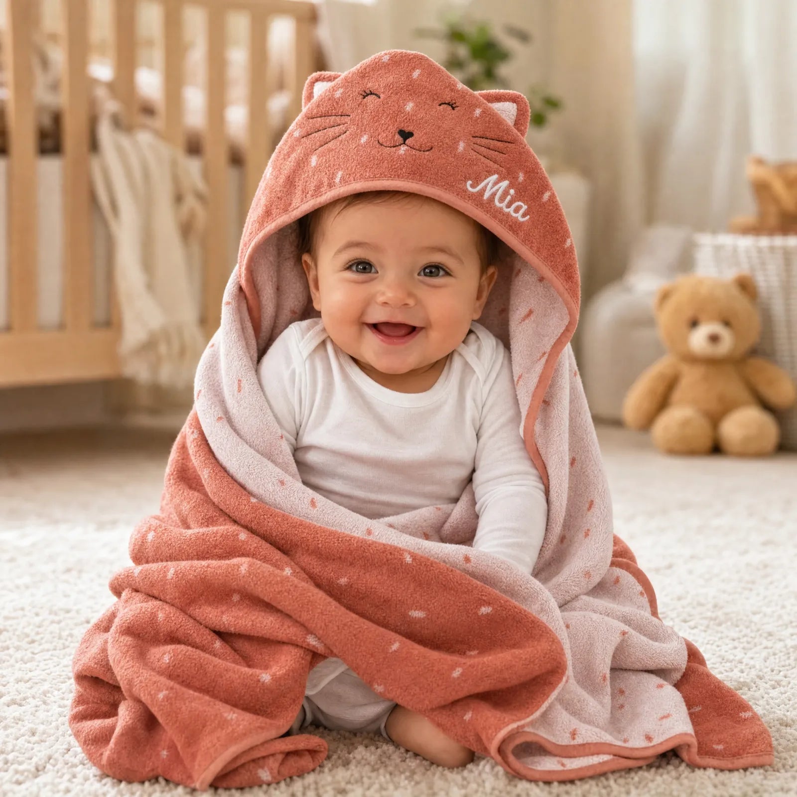Cape de bain bébé Chat en deux tailles (75x75 et 70x130) — Kidsmood