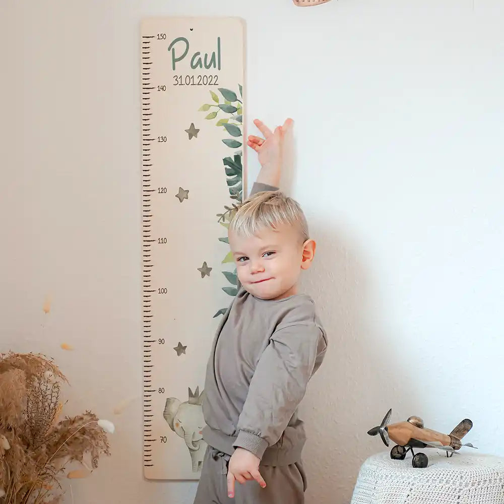 Toise enfant personnalisée Éléphant – aperçu détaillé avec prénom imprimé