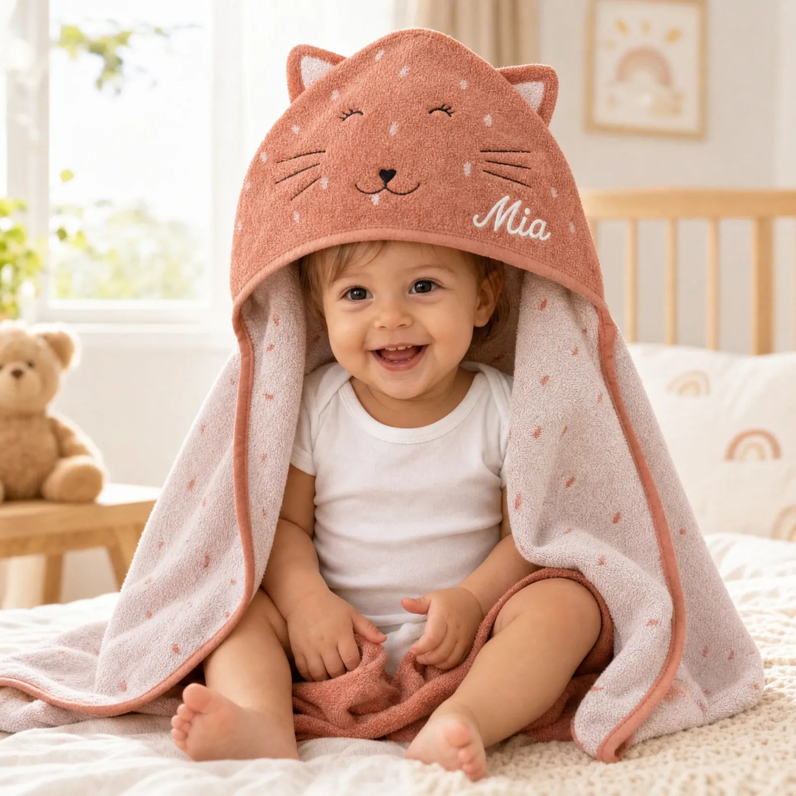 Cape de bain bébé Trixie Chat personnalisée, prénom brodé — Kidsmood