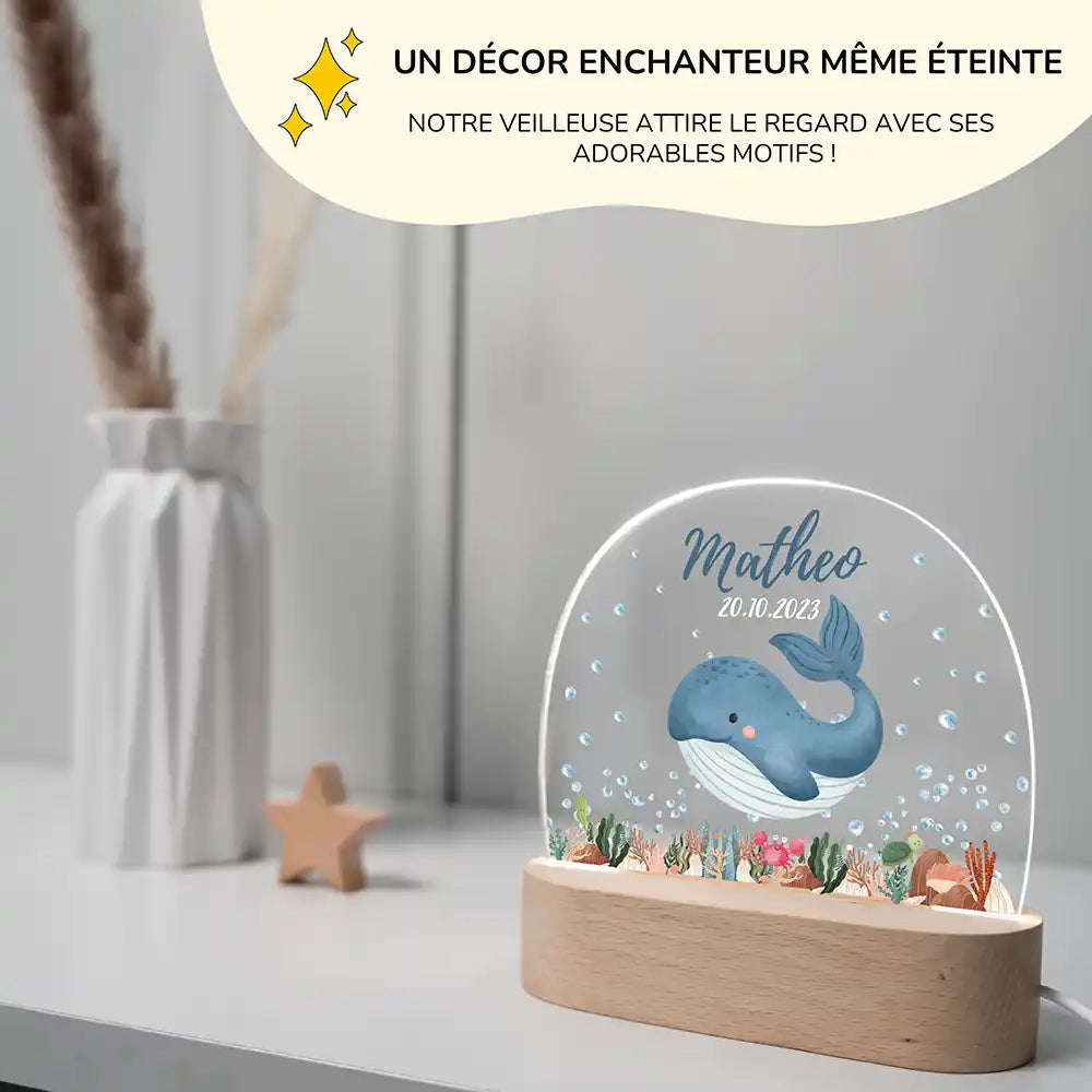 Veilleuse enfant personnalisée Baleine – dimensions compactes 15 x 15 x 3,5 cm