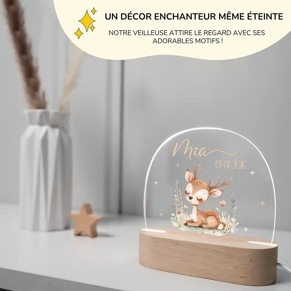 Veilleuse enfant personnalisée Faon endormi – dimensions compactes 15 x 15 x 3,5 cm